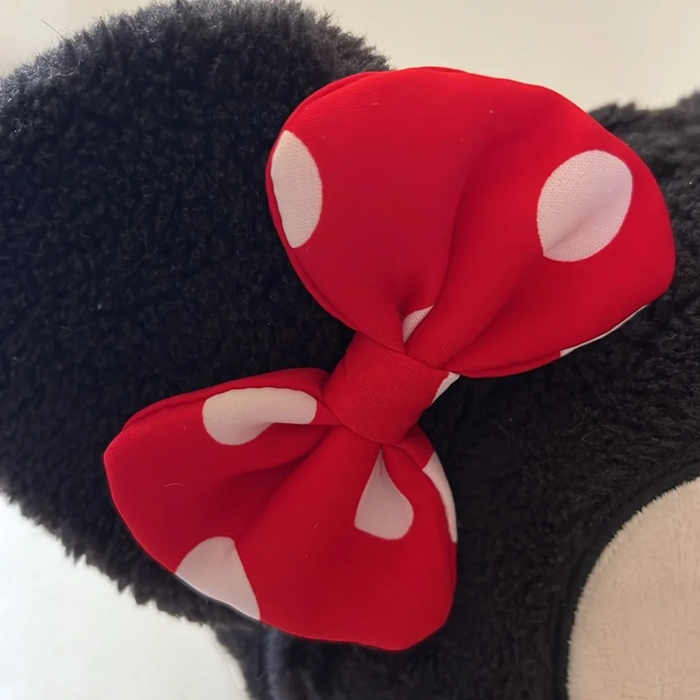 Disney Parks Baby Plushed Minnie cap with red white polka dot bow 54cm